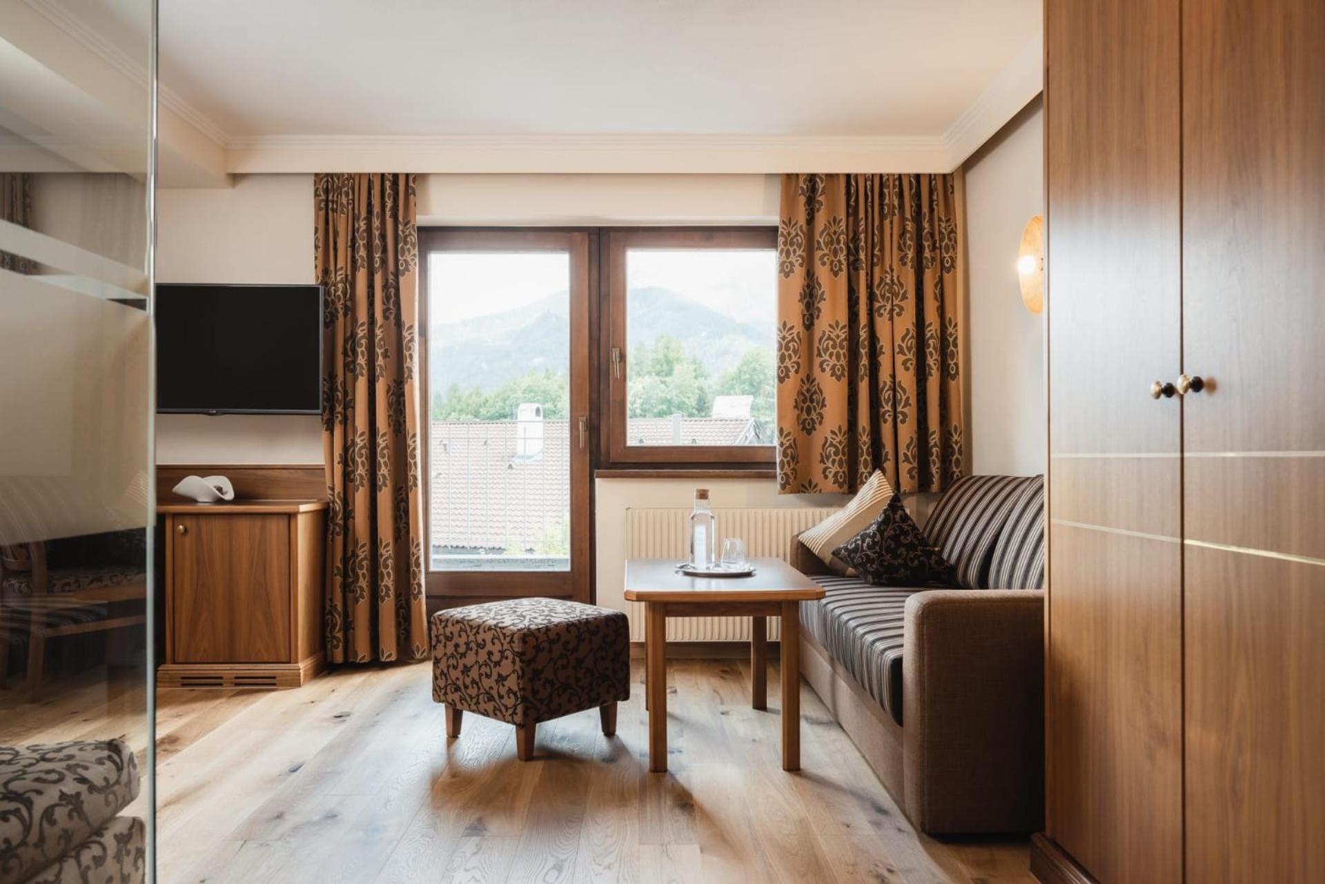 Alpine Goies Superior (adults Only) 4*